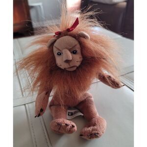 Warner‎ Brothers Cowardly Lion Beanie from Wizard of Oz